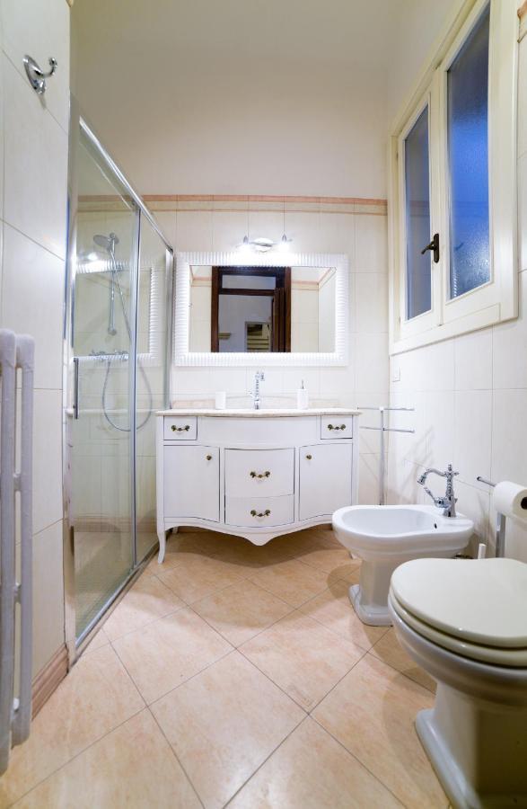 Milestone Inn Лечче Экстерьер фото