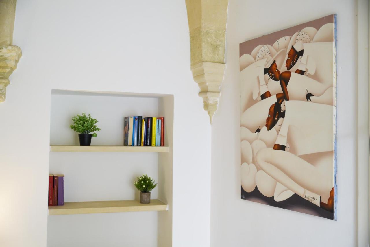 Milestone Inn Лечче Экстерьер фото
